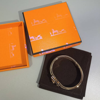 [⭐JeweliWhal]H ROUGE BRACELET